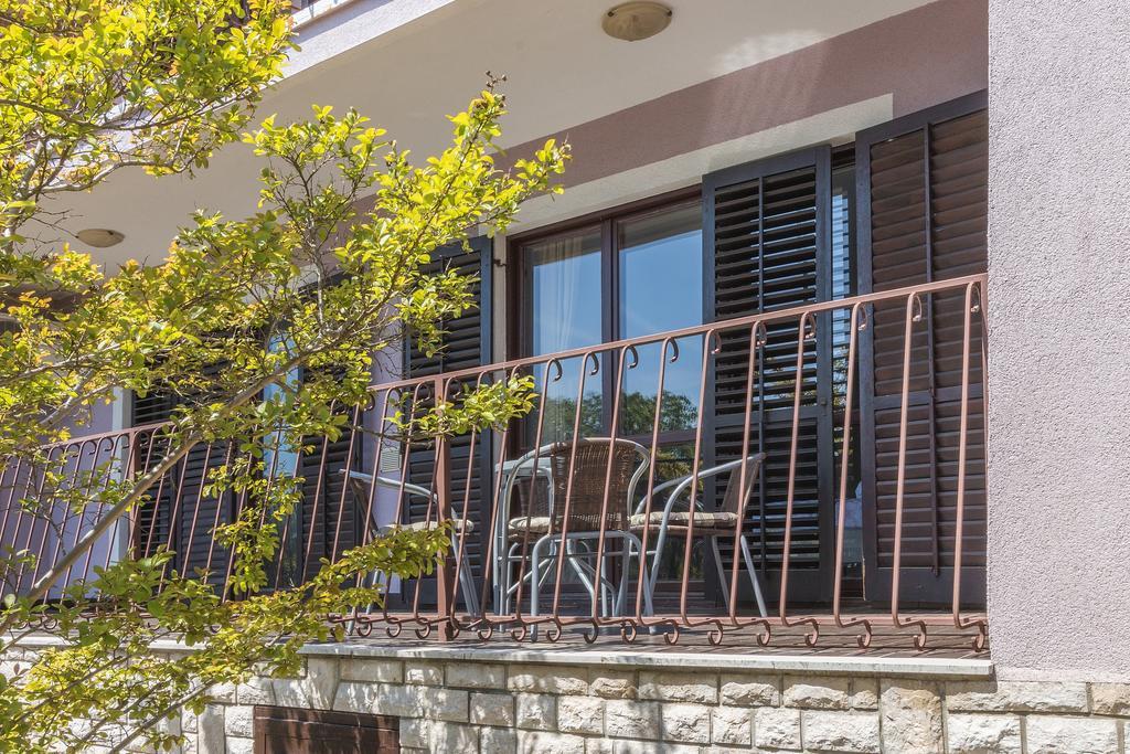 Apartments Oskar Банджоле Экстерьер фото